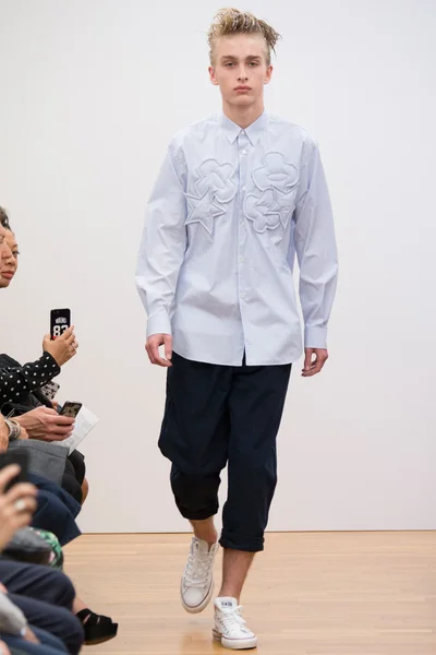 Look 8